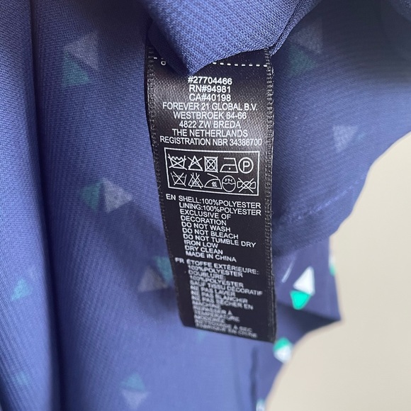 FOREVER 21 | Navy Dress - Picture 4 of 5